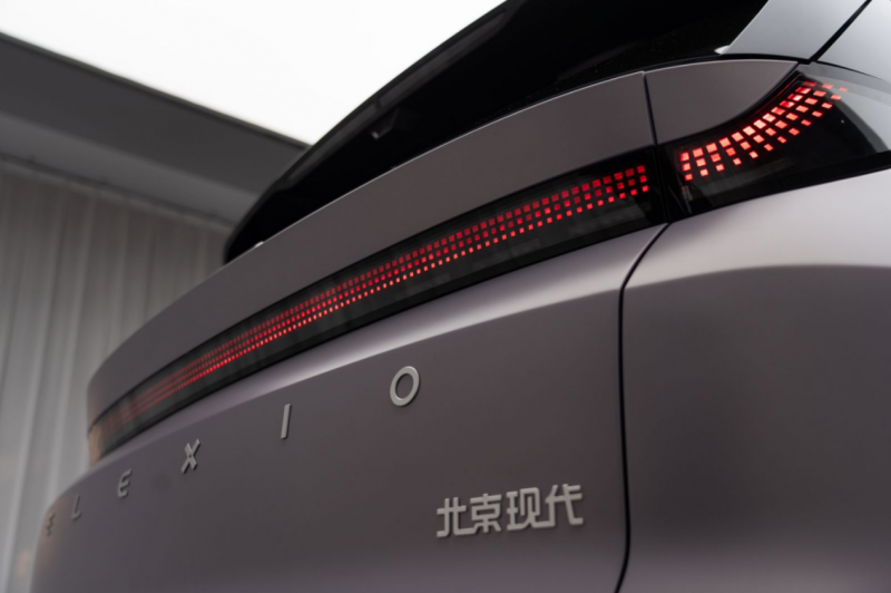 北京现代首款纯电平台SUV ELEXIO在上海Studio 88 Space迎来全球首秀第3张